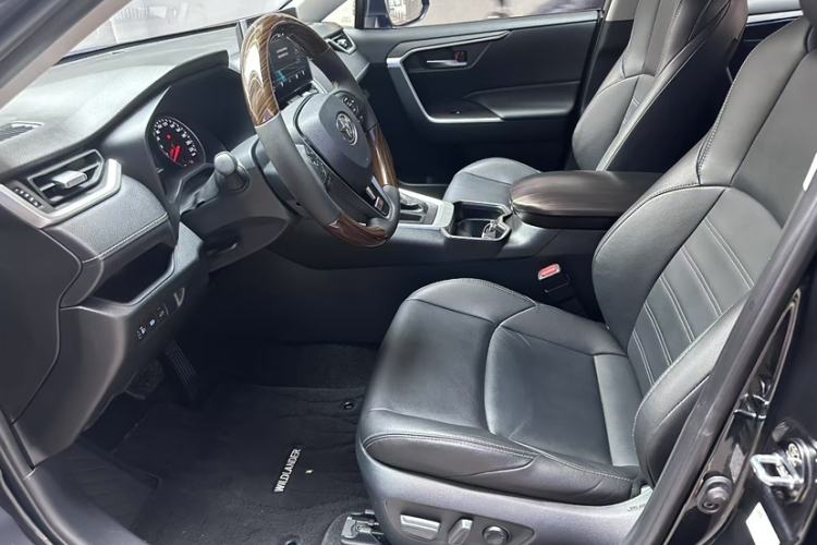 Used Toyota Wildlander 2021 2.0L CVT Two-Wheel Drive Luxury Edition