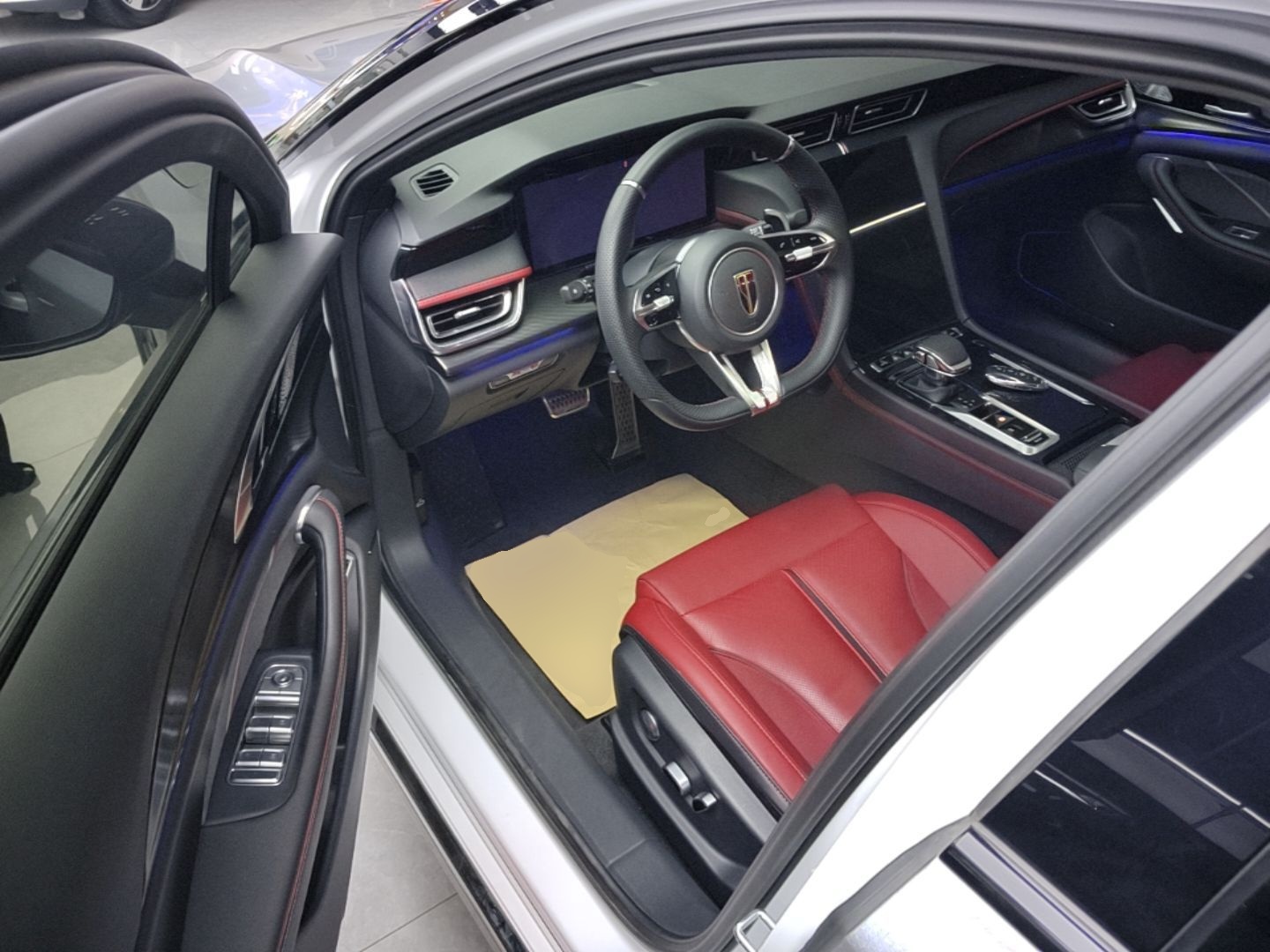Hongqi H6 2025 2.0T ZhiShang Version — снимка 18