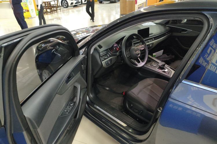 Used Audi A4L 2019 40 TFSI Ambition China VI