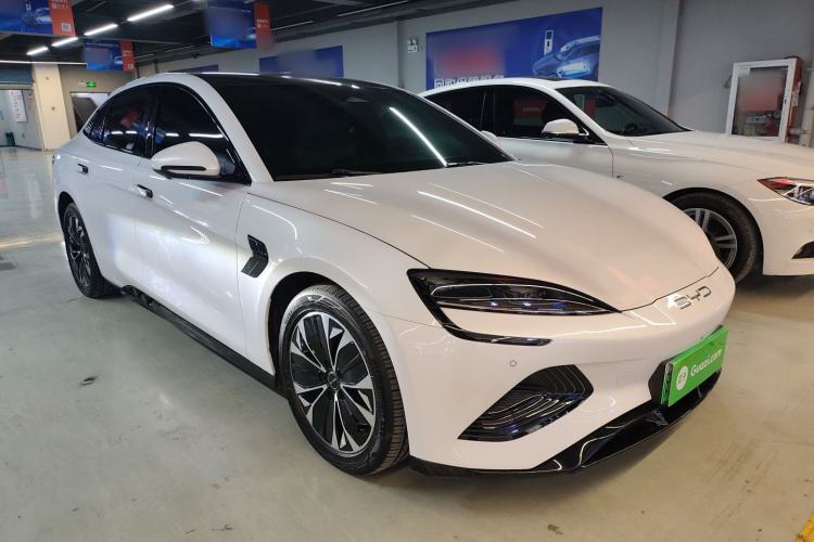 Used BYD Seal 2022 550 km Standard Range Rear-Wheel Drive Prestige Version
