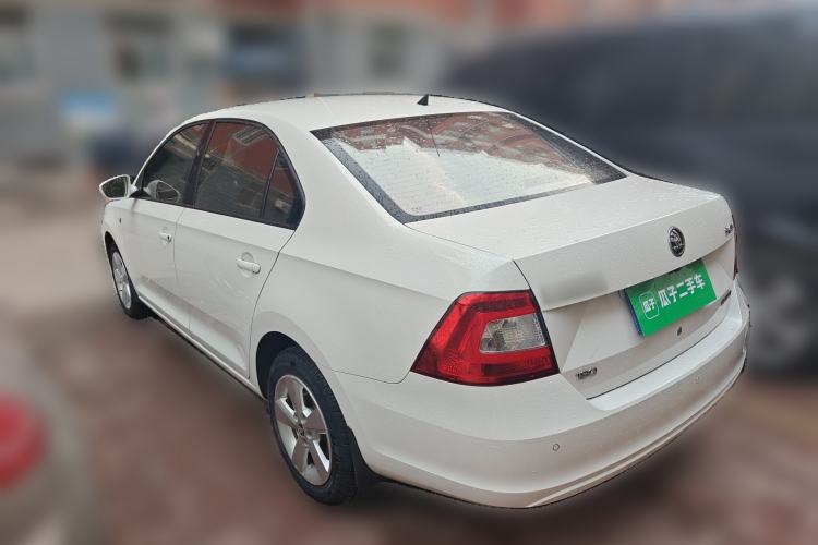 Used Skoda Rapid 2015 1.6L Manual Smart Selection Model Rear Left 45 Deg