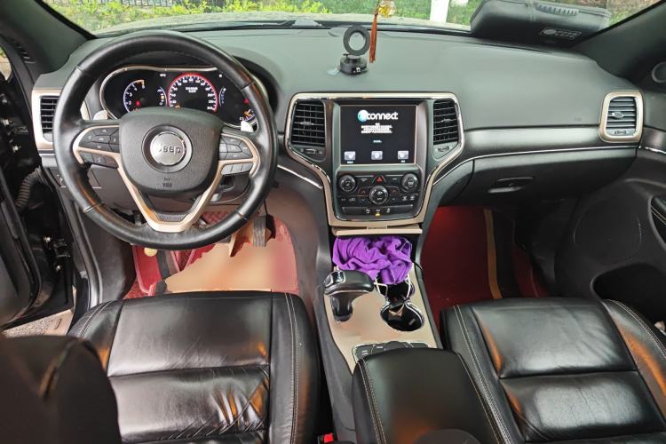 Used Jeep Grand Cherokee 2015 3.0TD Diesel Comfort Navigation Edition
