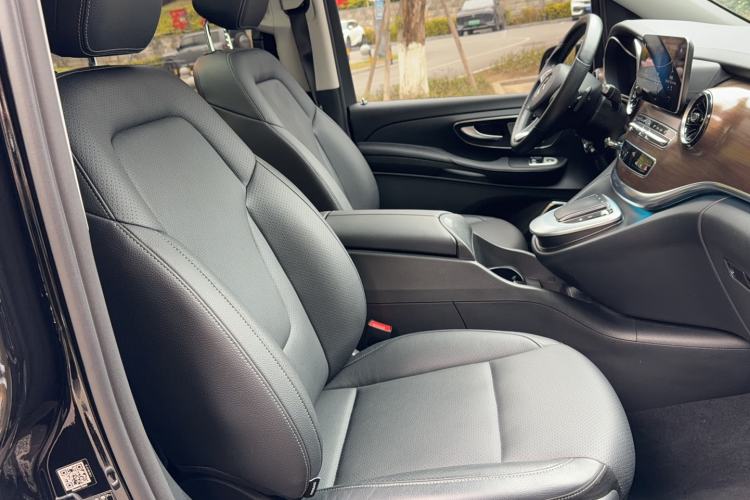 Used Mercedes-Benz V-Class 2021 V 260 L Long-wheelbase Luxury Edition