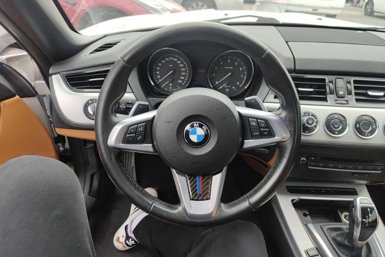 Used BMW Z4 2013 sDrive20i Leading Model
