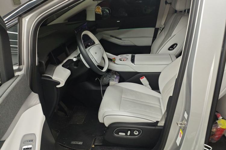 Used XPeng X9 2024 610 Long-Range Pro
