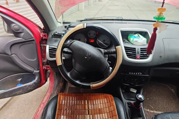 Used Peugeot 207 2011 Sedan 1.4L Manual Yule Edition Steering Wheel