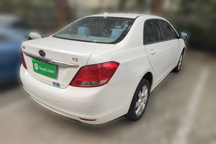 Used BYD e5 2017 300 Prestige Edition
