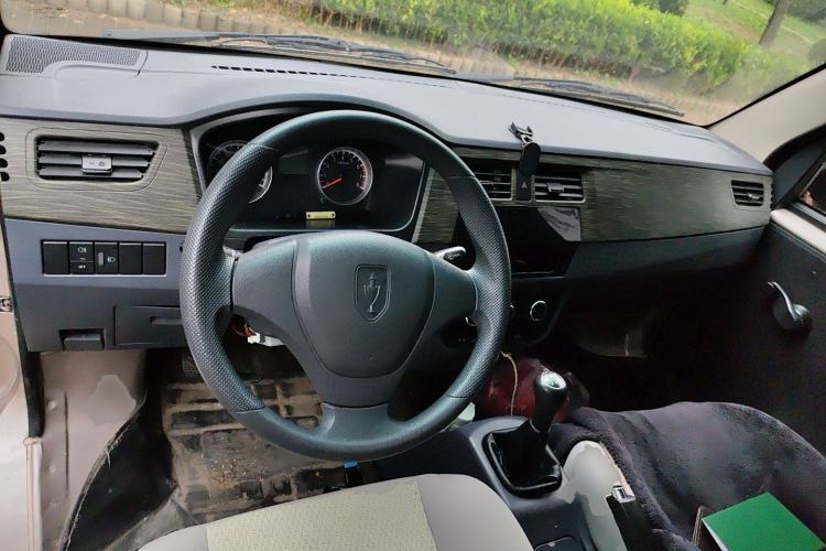 Used Jinbei Hiace X30 2023 1.5L Super-Enjoyment Van 2/5 Seats Non-Air-Conditioned Version SWC15M Steering Wheel