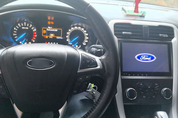 Used Ford Mondeo 2013 1.5L GTDi180 Fashion Edition Center Console