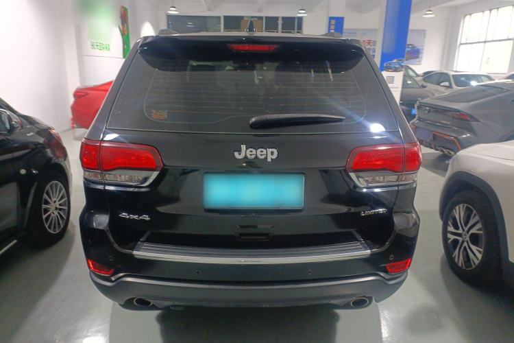 Used Jeep Grand Cherokee 2020 3.0L Elite Navigation Edition Rear