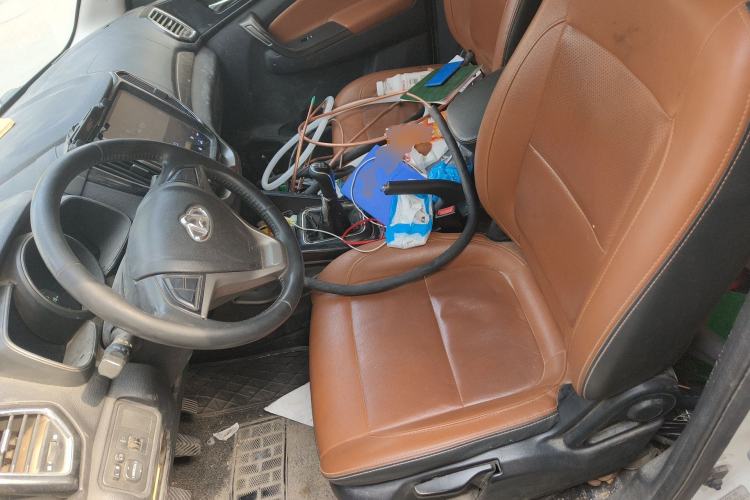 Used CHANGAN OSHAN CX70 2016 1.6L Manual Smart Connect Version Left Front Seat