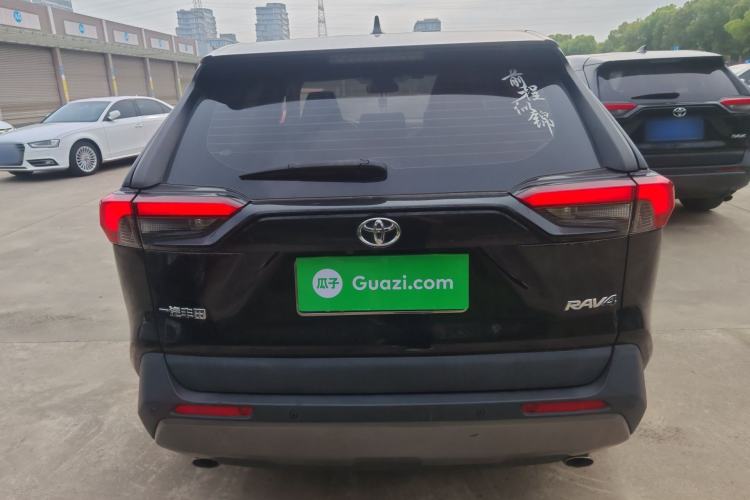 Used Toyota RAV4 2021 2.0L CVT Two-Wheel Drive Fashion Edition
