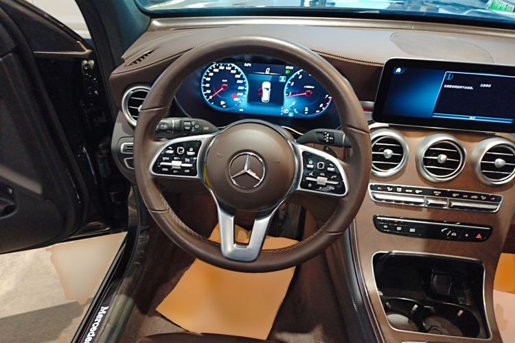 Used Mercedes-Benz GLC 2021 GLC 260 L 4MATIC Luxury Model
