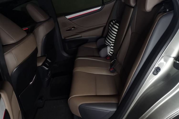 Used Lexus ES 2025 200 Premium Edition
