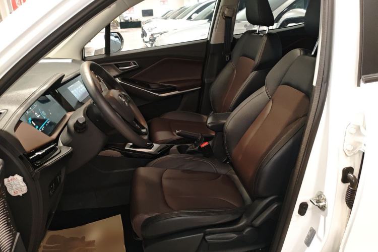 Used CHANGAN CS15 2019 1.5L Automatic Entry Model China VI Standard