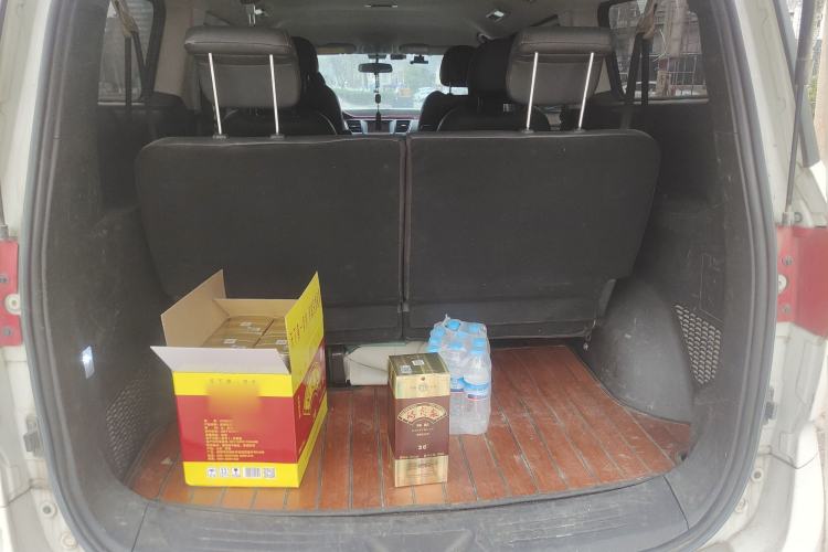 Used SAIC MAXUS G10 2021 2.0T Manual Elite Edition Diesel 7-Seater
