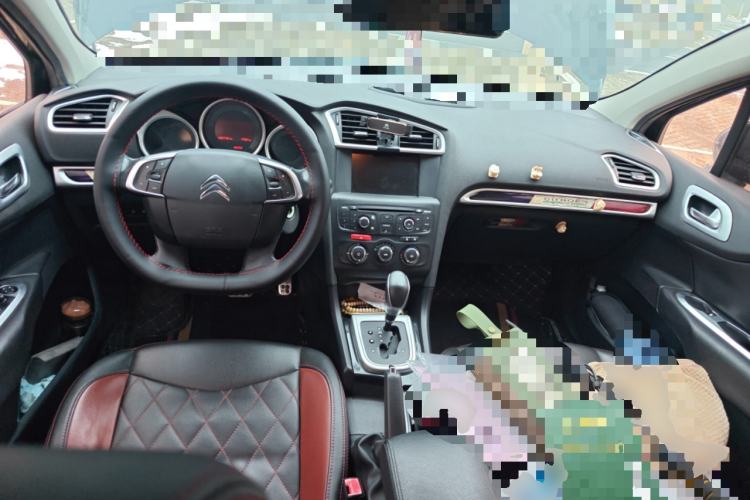 Used Citroen C4L 2015 1.2T Automatic Luxury Edition Center Console