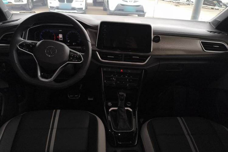 Used Volkswagen T-ROC 2024 300TSI DSG Two-Wheel-Drive Chen Guang Edition