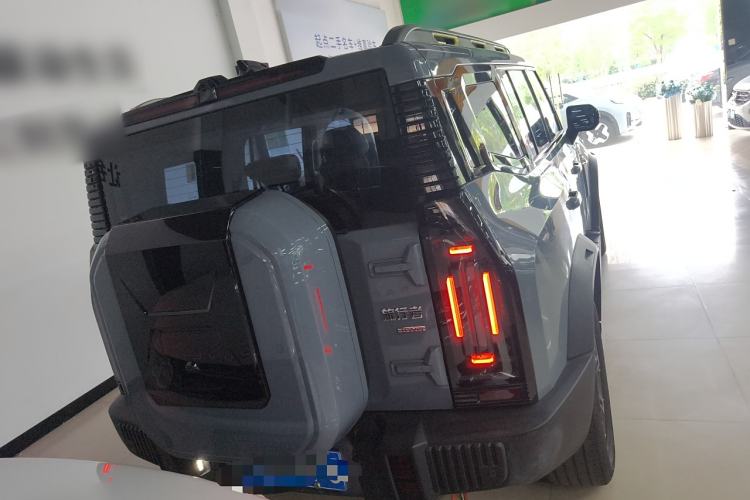 Used JETOUR Traveler 2023 2.0T All-Wheel-Drive CrossPRO Rear