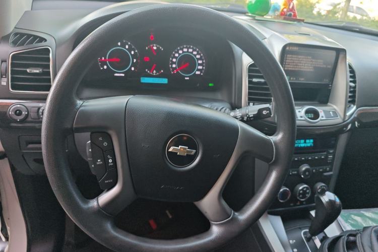 Used Chevrolet Captiva 2014 2.4L Two-Wheel Drive Urban Version 7 Seats
