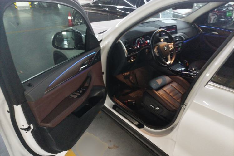 Used BMW X3 2018 xDrive28i Luxury Package China VI Emission Standard Driver Seat