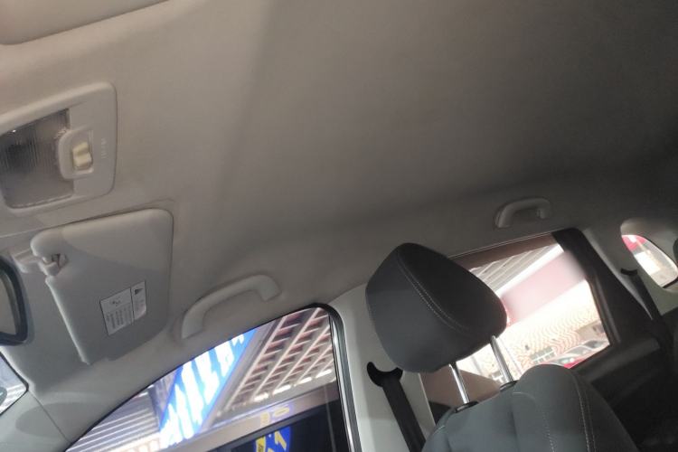 Used Baojun 530 2020 1.5T Manual Comfort Version 7 Seats Headliner