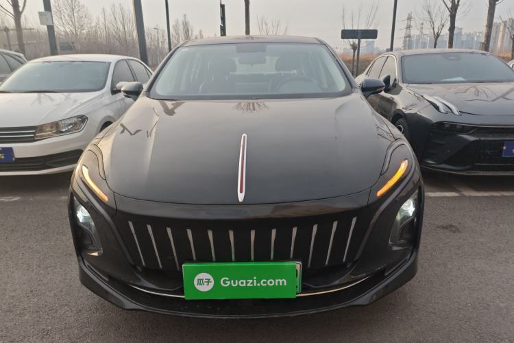 Used Hongqi E-QM5 2022 431 km Charge & Enjoy Edition
