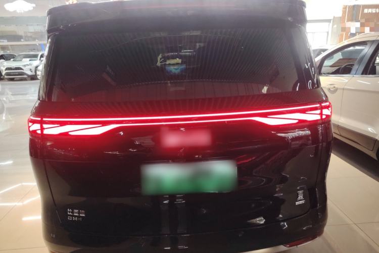 Used BYD Xia 2025 DM-i 1.5T 180km Excellence Model
