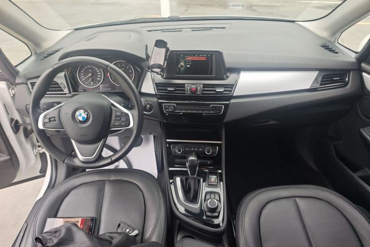 Used BMW 2 Series Active Tourer 2016 218i Fashion Model Center Console