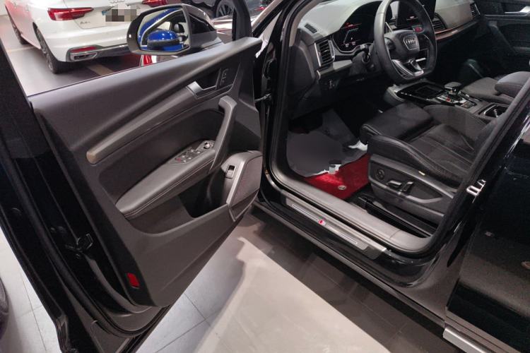 Used Audi Q5L 2022 40T Luxury Dynamic Model
