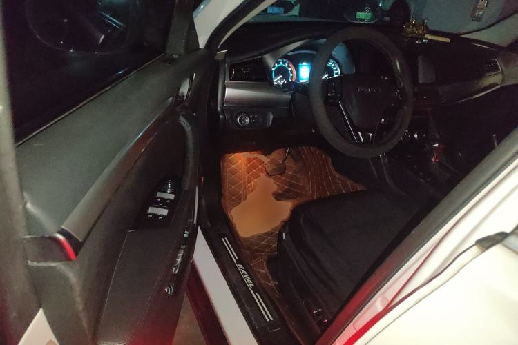 Used Haval H7 2016 Blue-Label H7 2.0T Automatic Luxury Model
