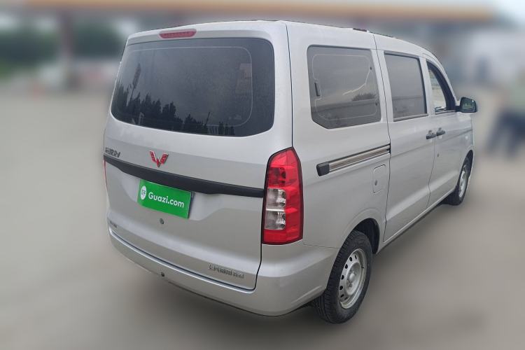 Used Wuling Hongguang V 2022 1.5L Jingqu Edition Electric-Assist LAR