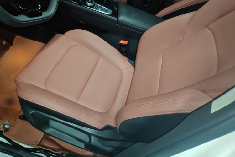 Used CHANGAN Eado 2025 PLUS 1.4T Dual-Clutch High-Energy Version
