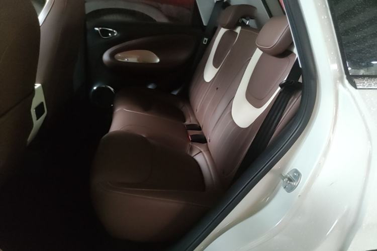 Used Wuling Bingo 2023 333 km Lingxi Connected+ Version Left Rear Seat