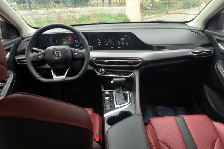 Used Changan Eado 2021 PLUS Blue Whale NE 1.4T GDI DCT Prestige Model
