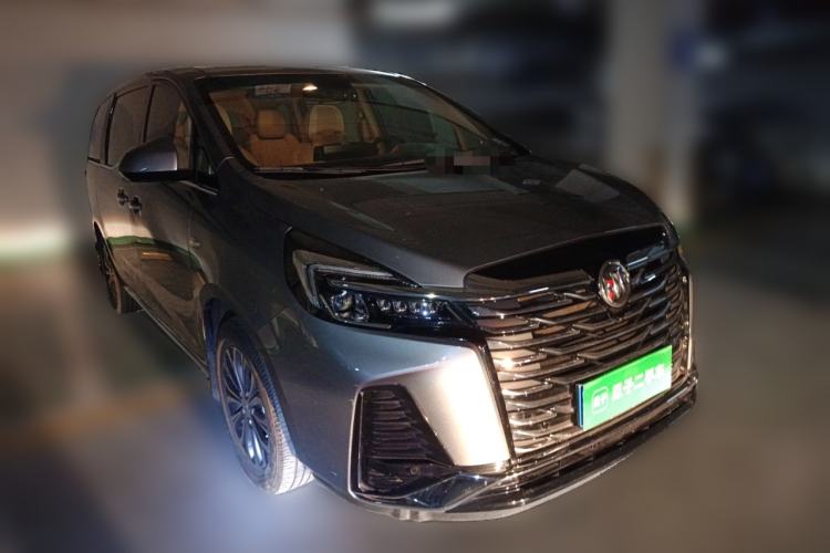 Used Buick GL8 2023 Land Executive Class 652T Smart Luxury Model
