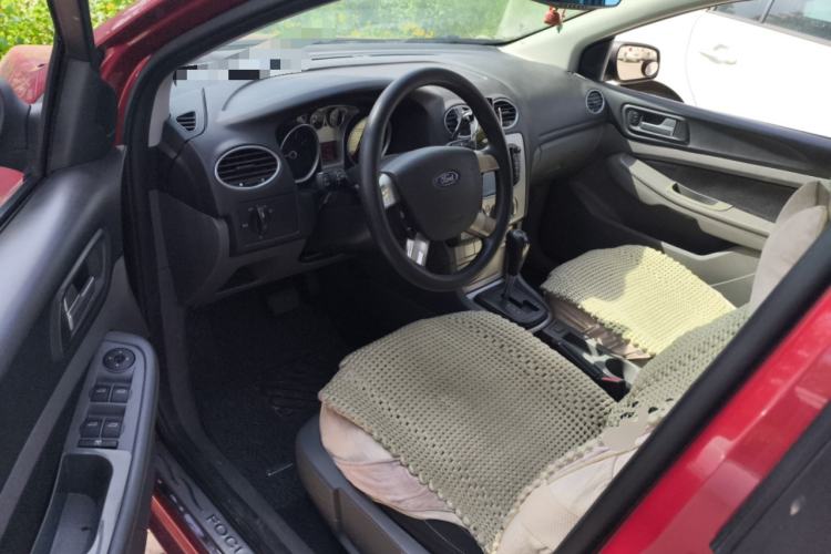 Used Ford Focus 2013 Hatchback Classic 1.8L Automatic Base Model