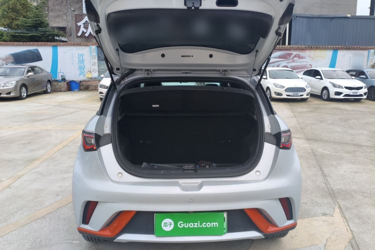 Used BYD Dolphin 2021 405 km Fashion Edition
