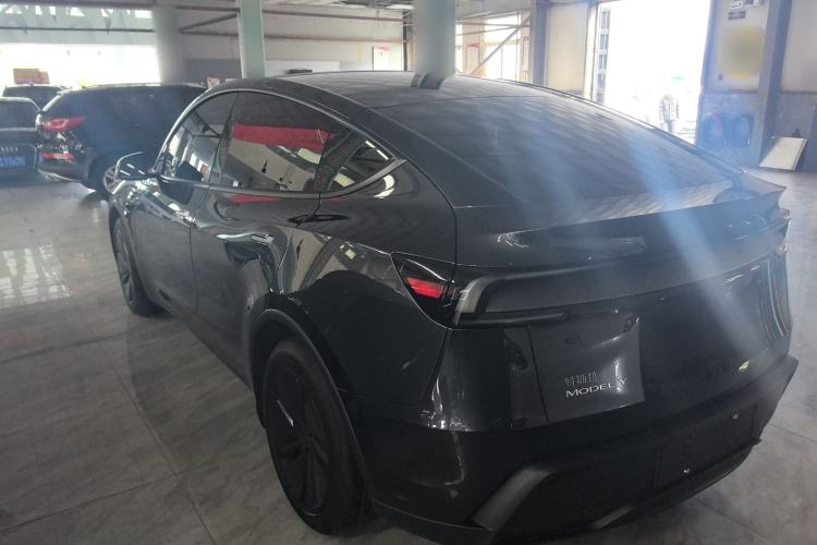 Used Tesla Model Y 2025 Rear-Wheel-Drive Version Rear Left 45 Deg