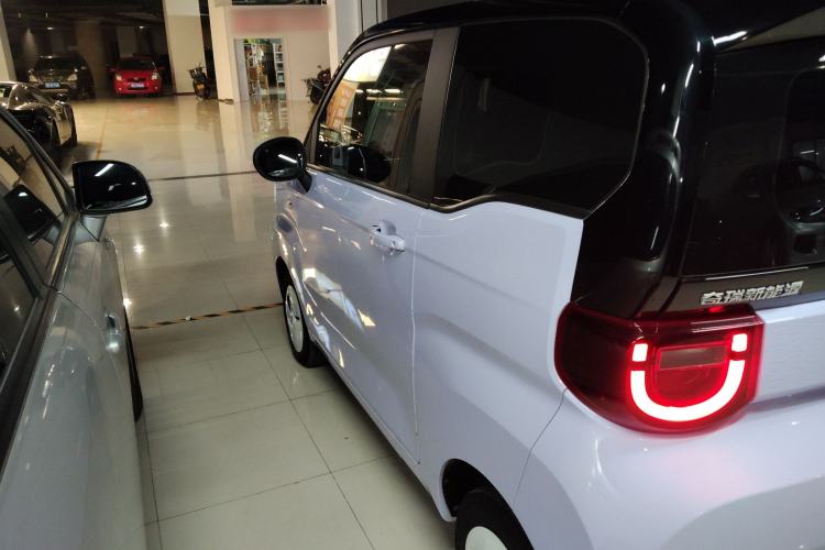 Used Chery QQ Ice Cream 2022 120km Conical Shape Lithium Iron Phosphate