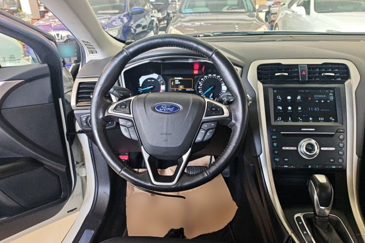 Used Ford Mondeo 2013 2.0L GTDi 200 Fashion Edition
