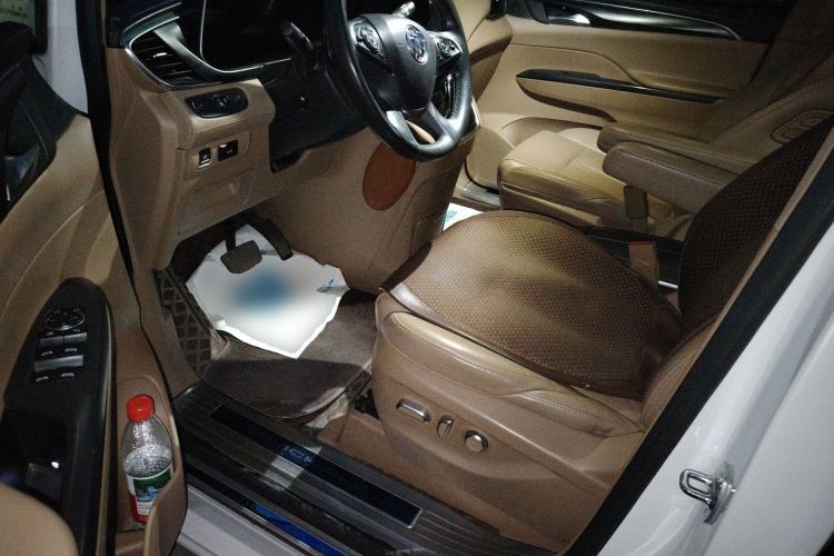 Used Buick GL8 2020 ES Land Cruiser 653T Luxury Edition Driver Seat