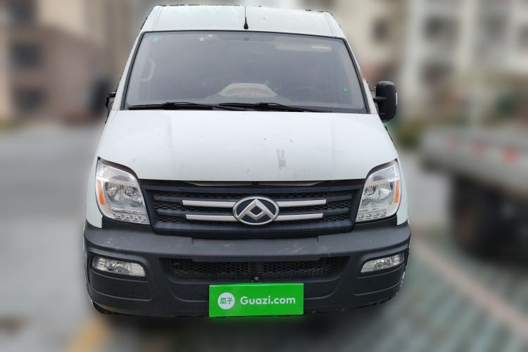 Used SAIC MAXUS Xintu V80 2019 2.5T Classic Version 6-Speed Manual – Aoyuntong Modified Long Wheelbase Mid-Height 7-Seater Front