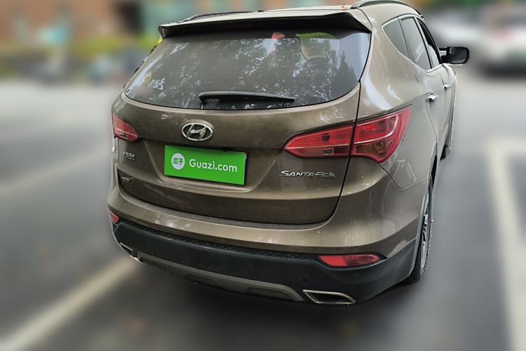 Used Hyundai Santa Fe 2013 2.4L Automatic Two-Wheel Drive Smart Version Rear