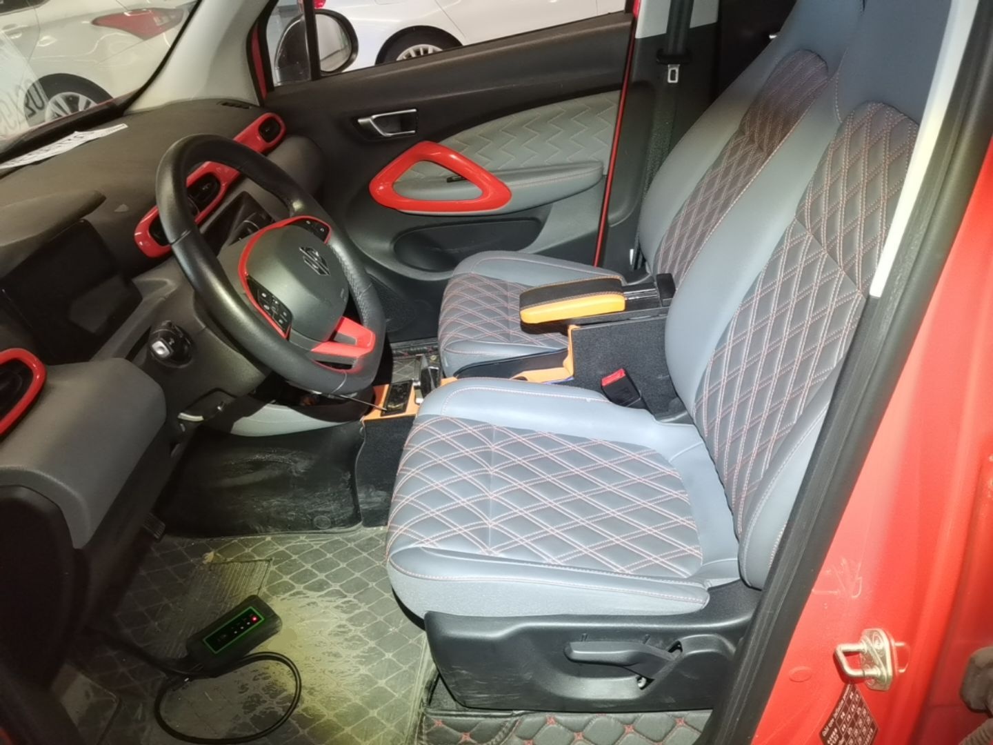 Interior delantero