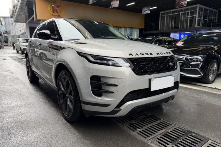 Used Land Rover Range Evoque 2022 Aurora L 249 PS R-Dynamic Collins Antique Bronze Special Edition Exterior 4