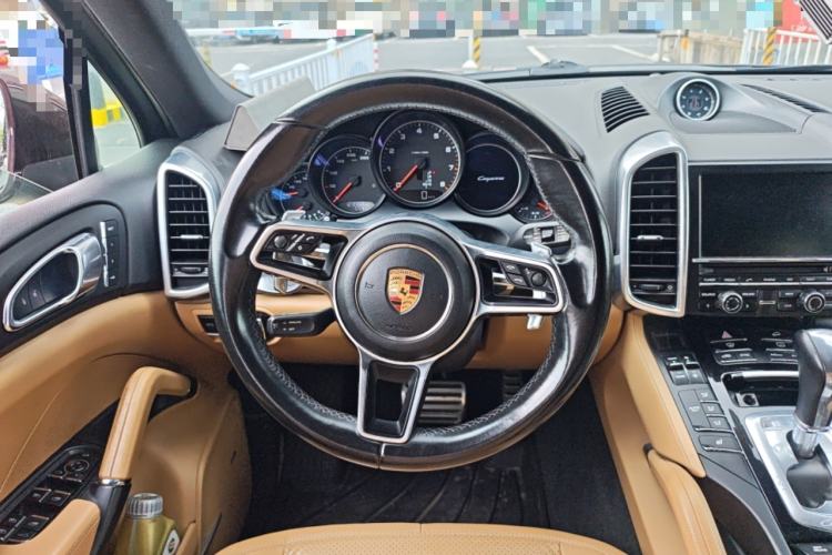 Used Porsche Cayenne 2015 Cayenne 3.0T Steering Wheel