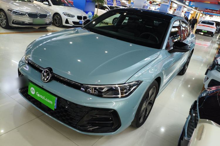 Used Volkswagen Passat 2025 Pro 380TSI Starry Dragon Luxury Edition
