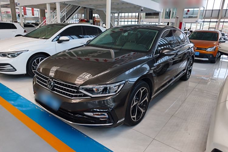 Used Volkswagen Magotan 2023 2 Million Units Commemorative Edition 330TSI DSG Luxury Version