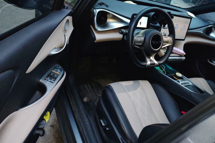 Used BYD Dolphin 2023 420 km Fashion Edition
